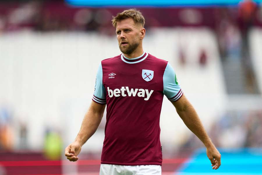 Niclas Füllkrug of West Ham on the bench during the English Premier League match between West Ham and Aston Villa