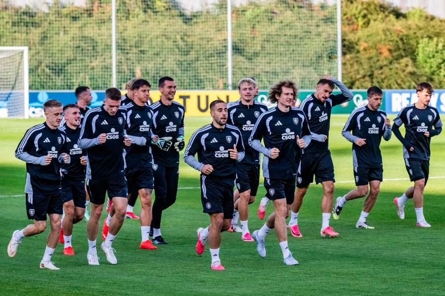 Čeští fotbalisté během tréninku před startem Ligy národů. Čeští fotbalisté během tréninku před startem Ligy národů.