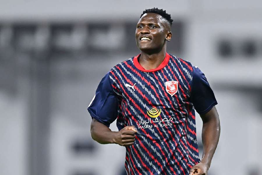 Olunga in action for Al Duhail