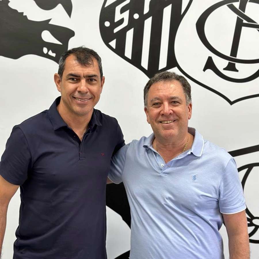 Marcelo Teixeira anunciou chegada de Carille em seu Instagram