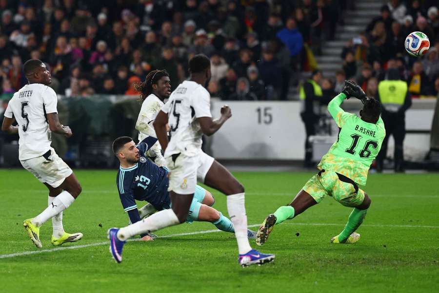 Deniz Undav, héroe alemán Deniz Undav, héroe alemán