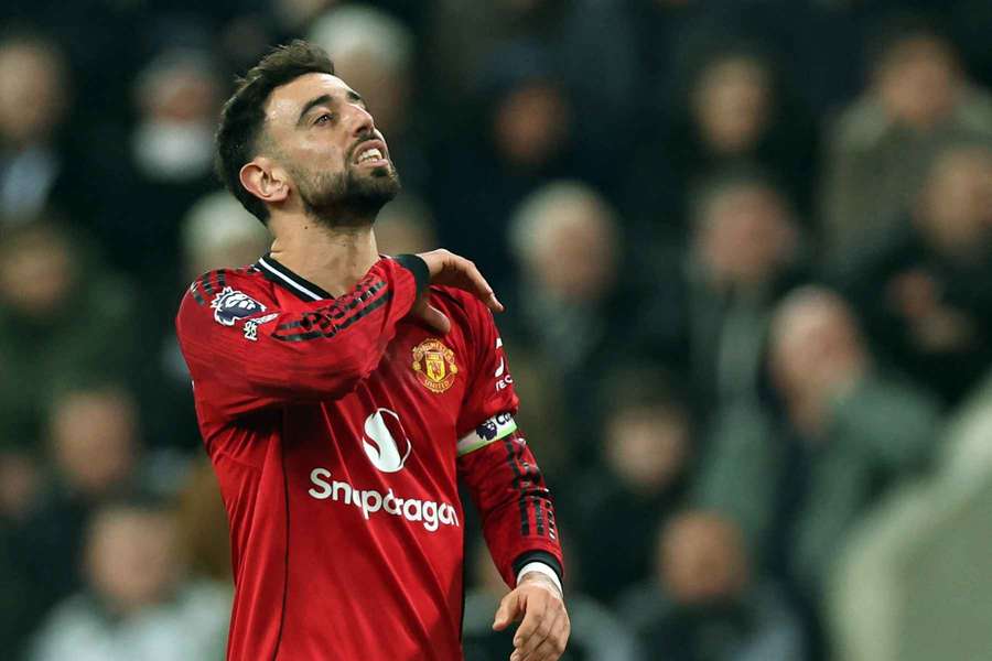 Butt: Man Utd must keep Fernandes - no matter the price