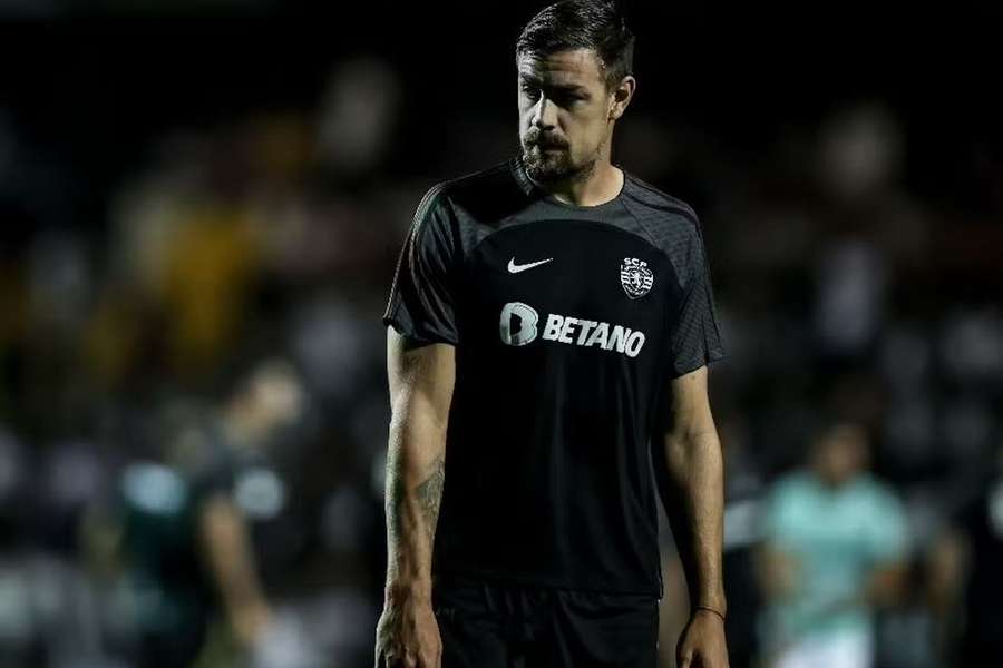 Coates lesionou-se diante do Farense