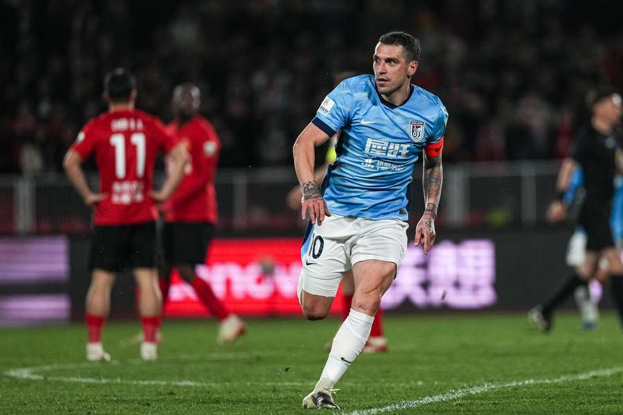 Nicolae Stanciu la Dalian Yingbo