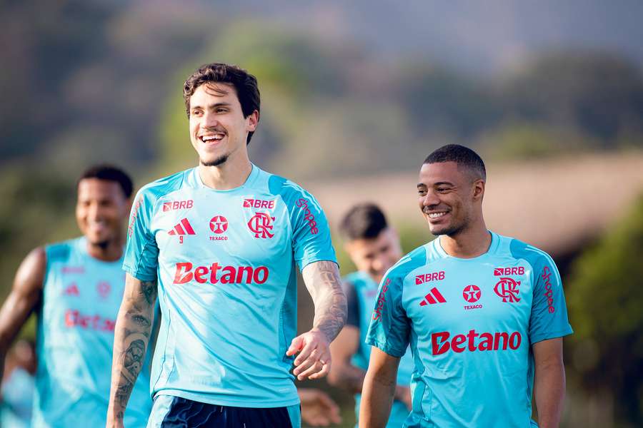 O técnico Filipe Luís terá o elenco todo para treinar