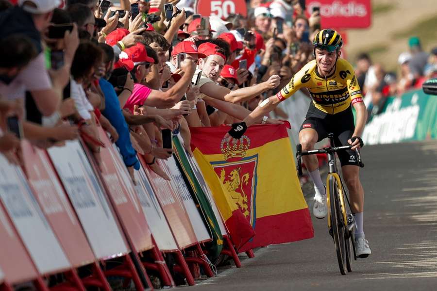 Kuss gewinnt die Bergankunft bei der Vuelta