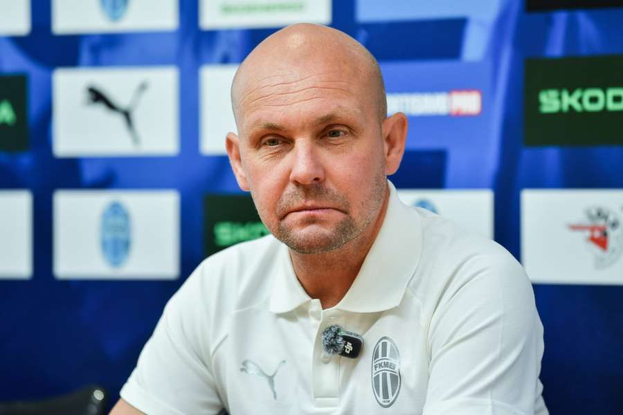 Mladá Boleslav prodloužila smlouvu s trenérem Majerem. Mladá Boleslav prodloužila smlouvu s trenérem Majerem.