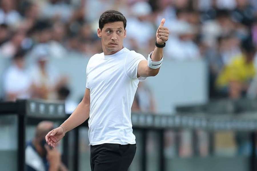 Luís Pinto é o novo treinador despedido na Liga Portugal