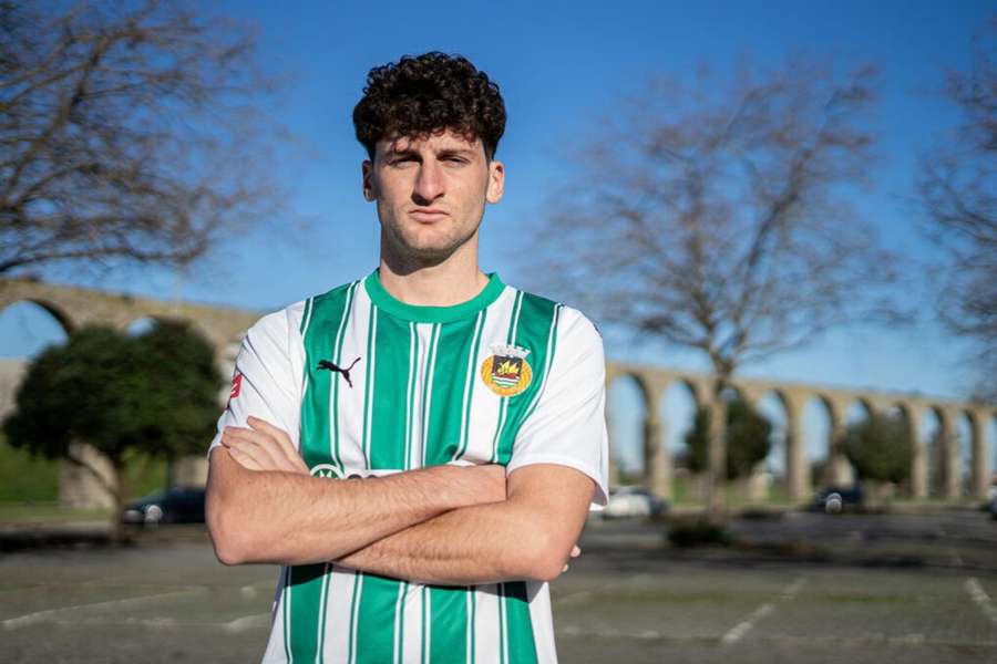 Tanlongo esteve emprestado pelo Sporting ao Rio Ave