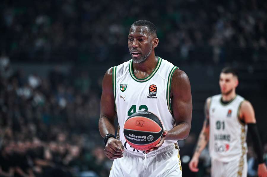 Zalgiris' Bryant Dunston in action