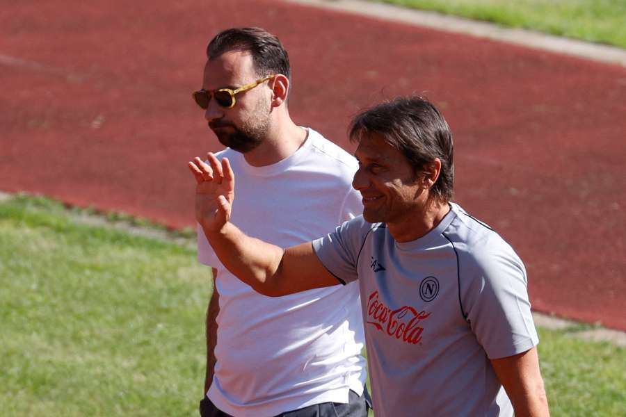 Il ds Giovanni Manna con Antonio Conte