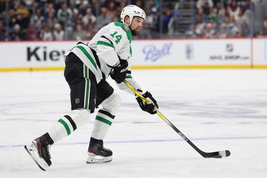 Jamie Benn of the Dallas Stars in action