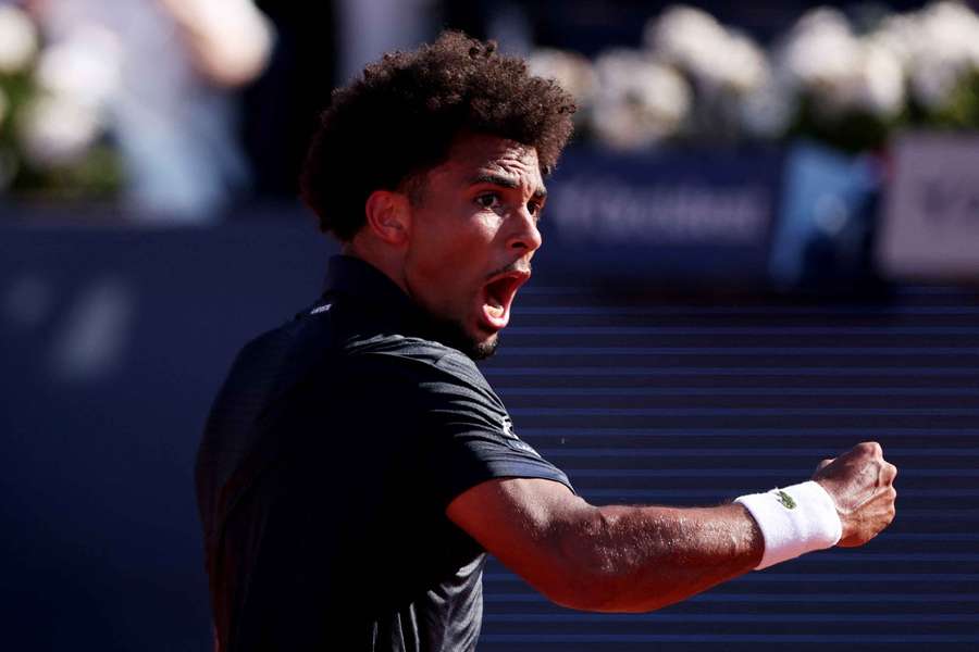 Arthur Fils continue sa route.