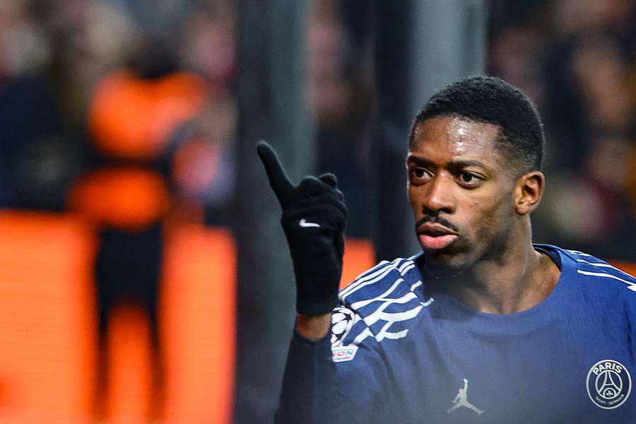 Dembélé celebra uno de sus goles ante el Brest