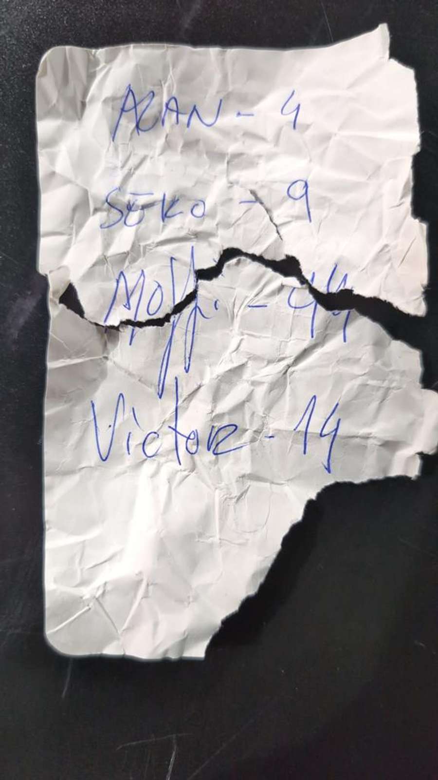 O bilhete de Francesco Farioli para os jogadores do FC Porto