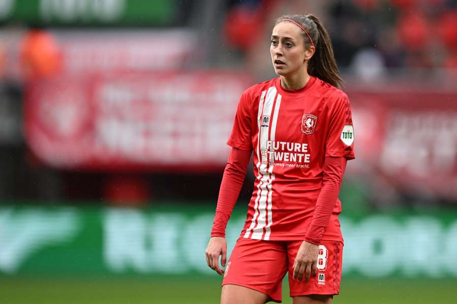 FC Twente-speelster Suzanne Giesen stopt met voetballen