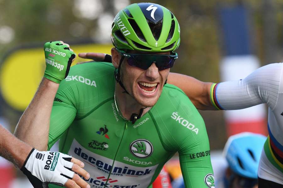 Bennett claims second straight stage win in Vuelta