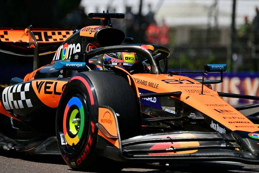 Piastri fez melhor tempo na primeira sessão de treinos do GP da Emilia-Romagna
