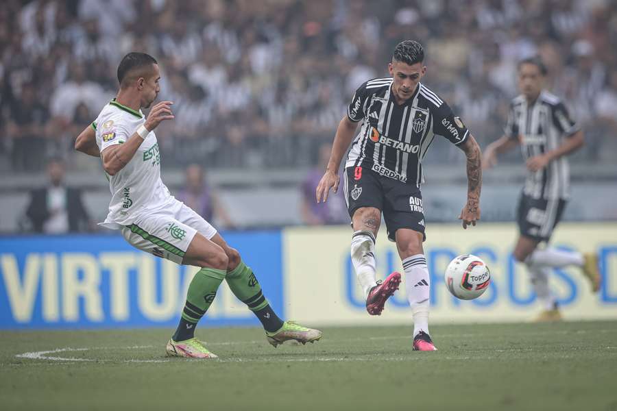 Galo nunca chegou aos quatro títulos seguidos sem ampliar este número