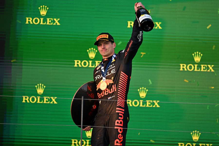 Verstappen festeja el triunfo en Australia