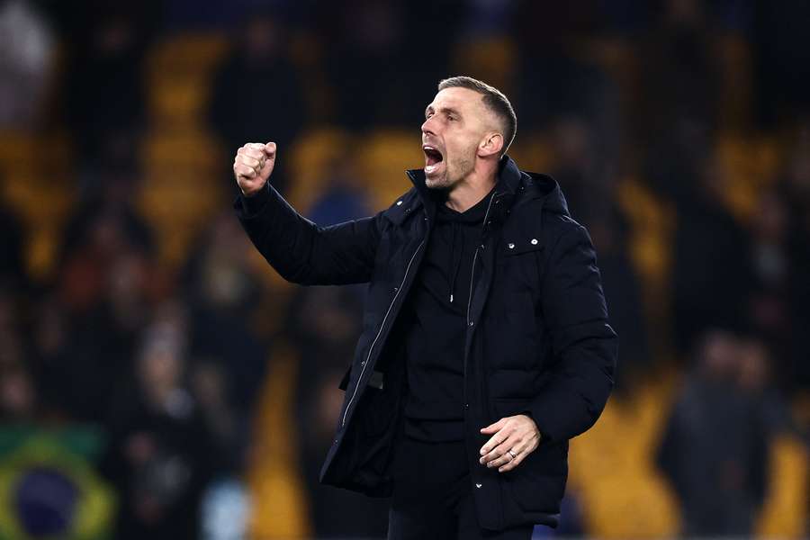 Gary O'Neil celebrates Wolves' victory against Southampton