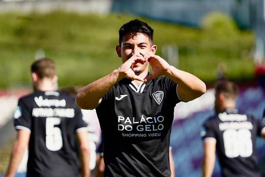 Toro marcou cinco golos e fez seis assistências em 39 jogos pelo Académico