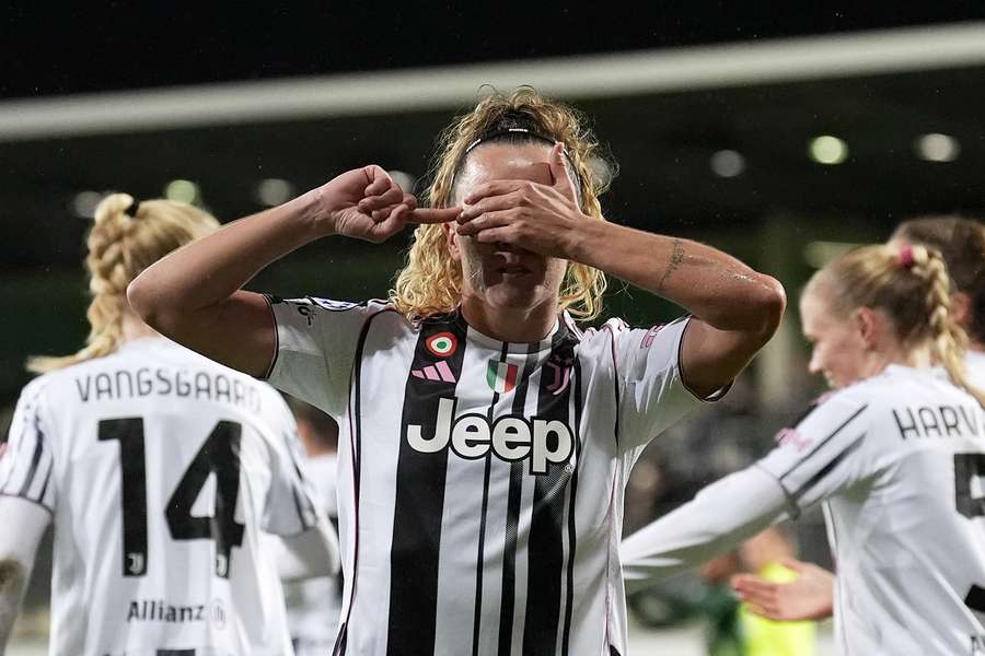 Ana Capeta em ação pela Juventus Ana Capeta em ação pela Juventus