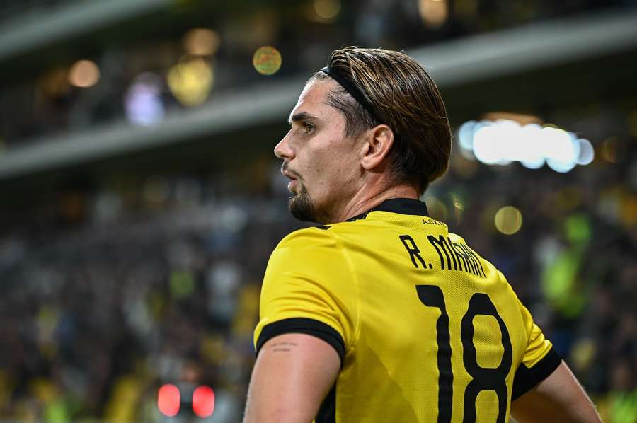 Răzvan Marin Răzvan Marin