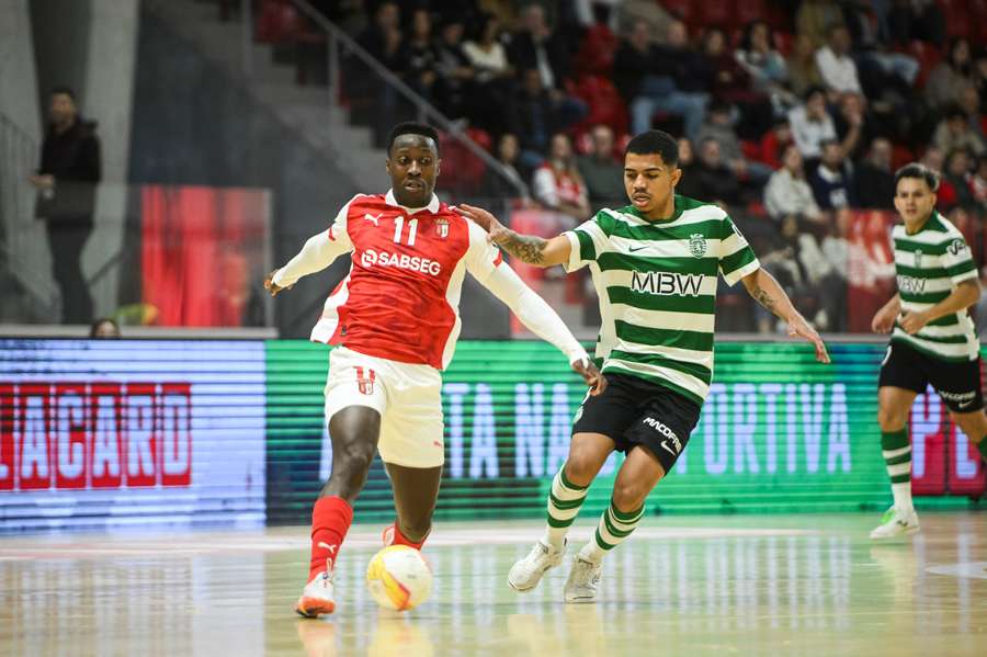 Sporting levou a melhor e tem dois match points para chegar à final