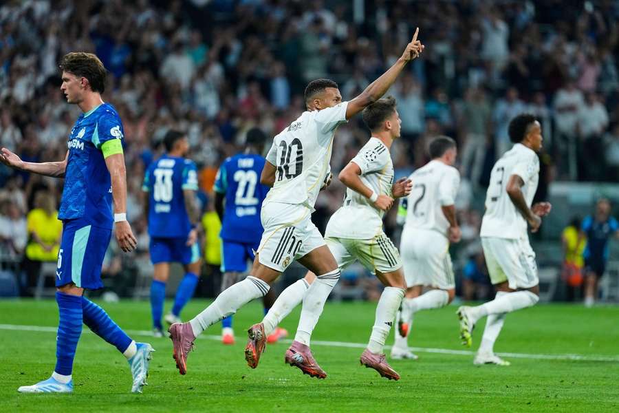 Mbappe celebrates his first penalty