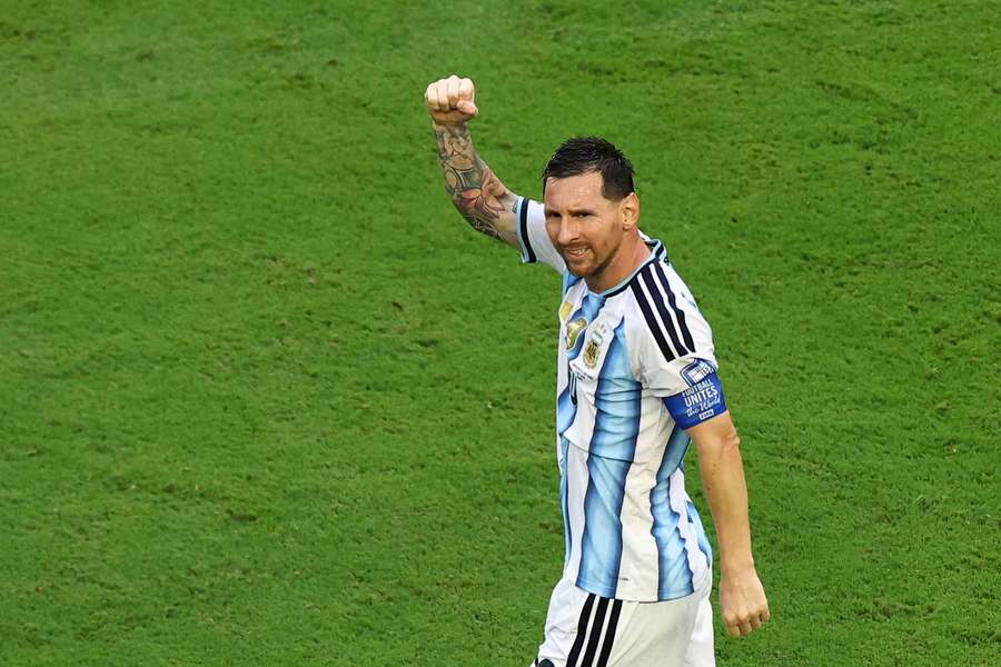 Messi comemora após marcar contra Cabo Verde