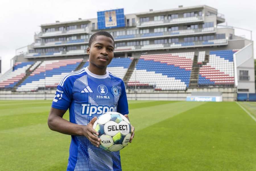 Simion Michez hostuje ze Slavie v Olomouci. Simion Michez hostuje ze Slavie v Olomouci.