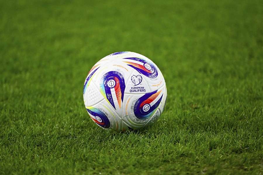 Le ballon des éliminatoires Europe de la Coupe du monde 2026. Le ballon des éliminatoires Europe de la Coupe du monde 2026.