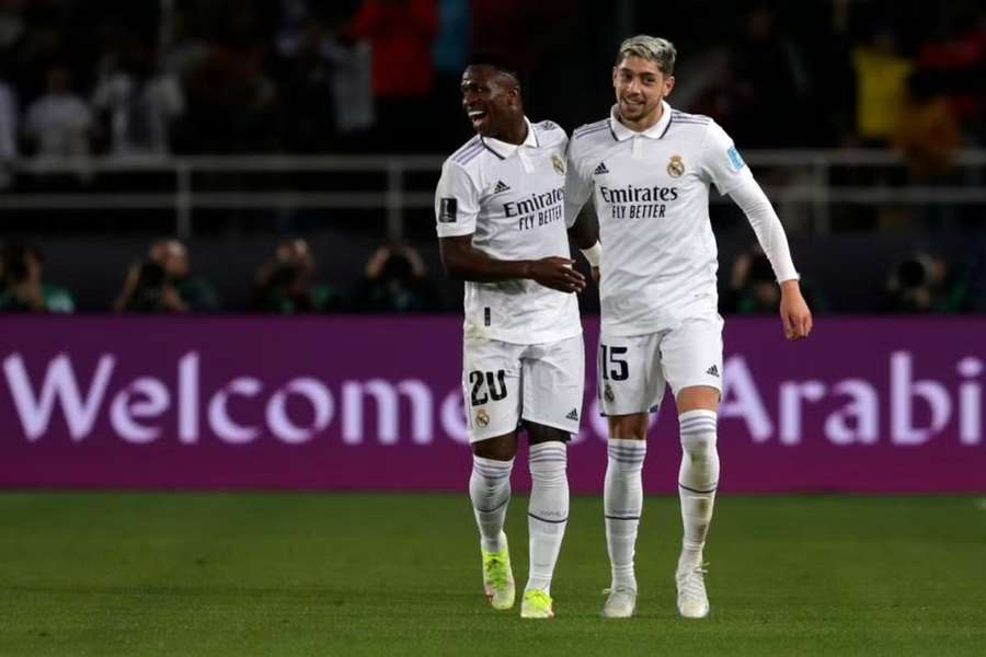 Vinícius e Valverde durante o Mundial de Clubes