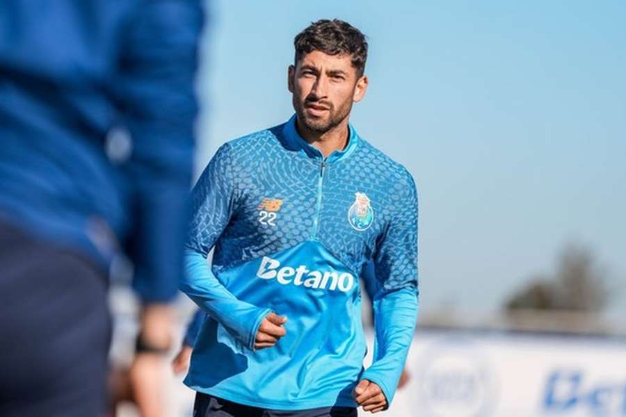 Alan Varela reintegrado nos trabalhos do FC Porto
