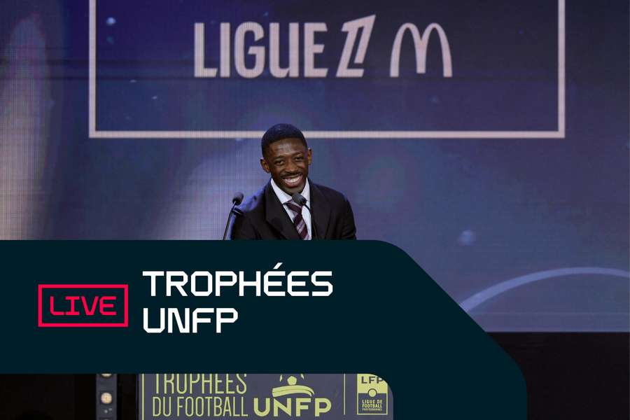 Ousmane Dembélé est encore lauréat du trophée du meilleur joueur. Ousmane Dembélé est encore lauréat du trophée du meilleur joueur.