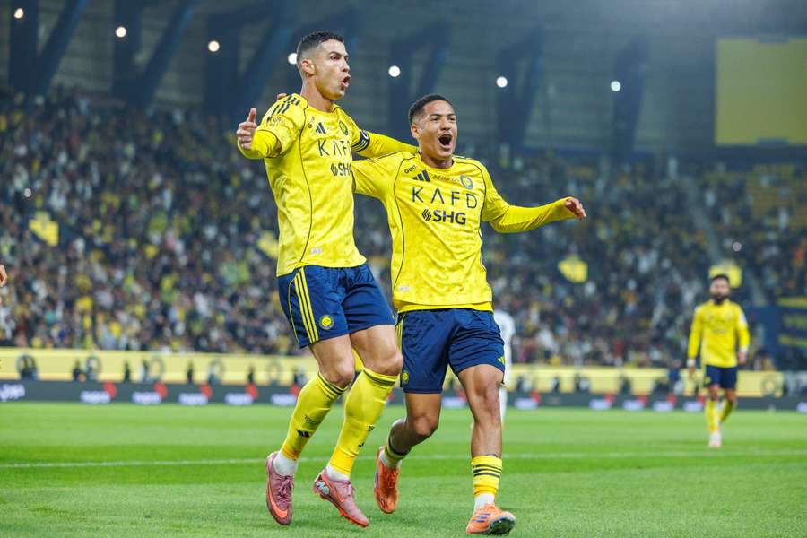 Distância do gol 1000 de CR7 tem diminuído