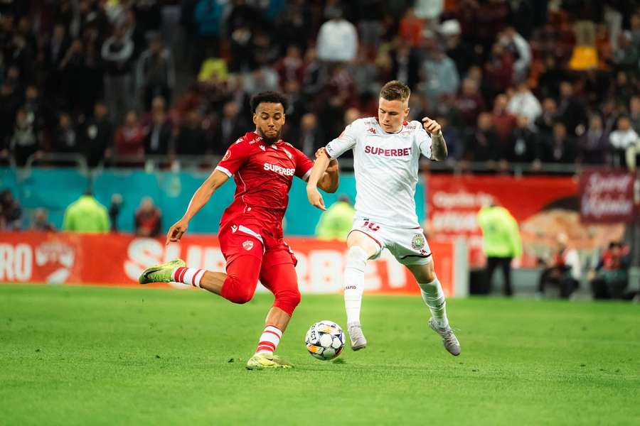Dinamo și Rapid se întâlnesc în runda a 13-a