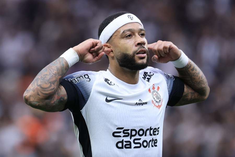 Memphis Depay brilhou em Corinthians 2x1 Sport Memphis Depay brilhou em Corinthians 2x1 Sport