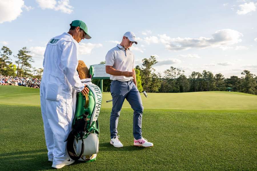 McIlroy vede po třetím kole Masters.