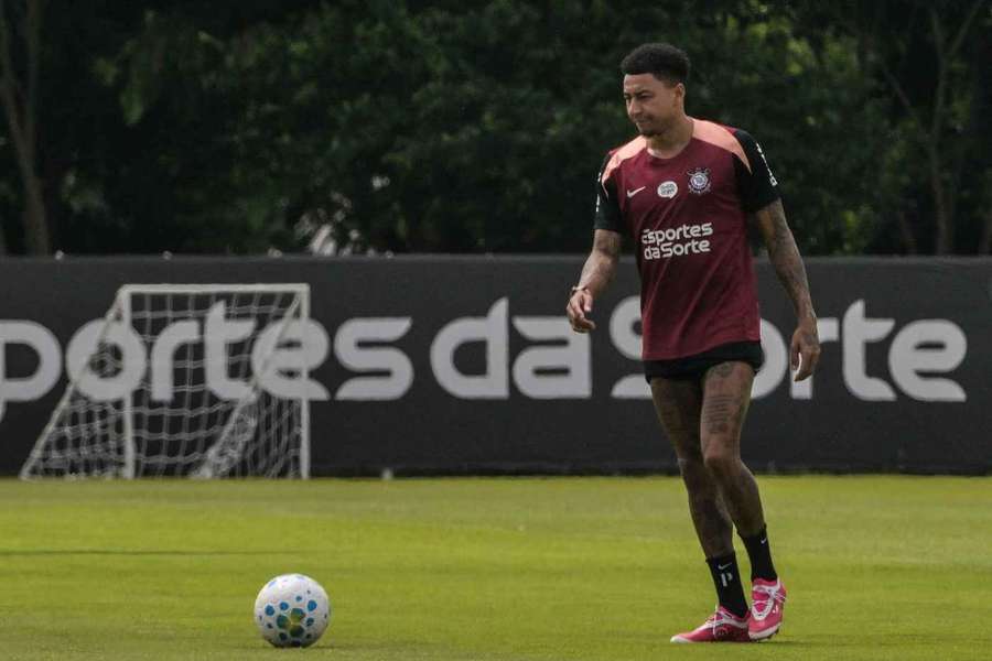 Lingard deve ser anunciado em breve pelo Corinthians