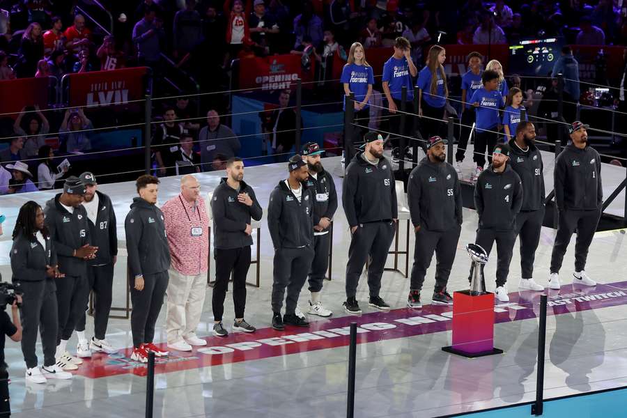 Andi Reid y Nick Sirianni asistieron a la noche inaugural de la Super Bowl LVII con sus jugadores.