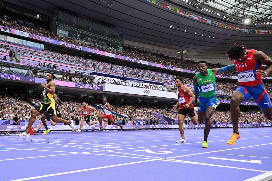 Brasileiros voltarão a correr no Stade de France neste domingo (4)