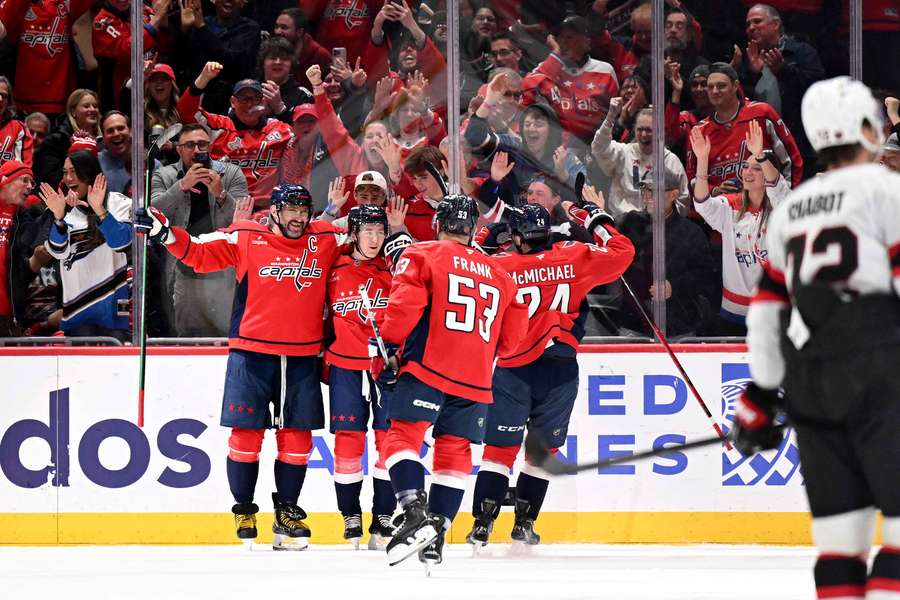 Capitals wygrali po wcześniejszych dwóch porażkach z rzędu Capitals wygrali po wcześniejszych dwóch porażkach z rzędu