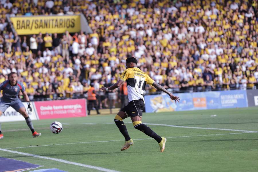 Estádio Heribert Hülse recebeu bom público neste domingo Estádio Heribert Hülse recebeu bom público neste domingo