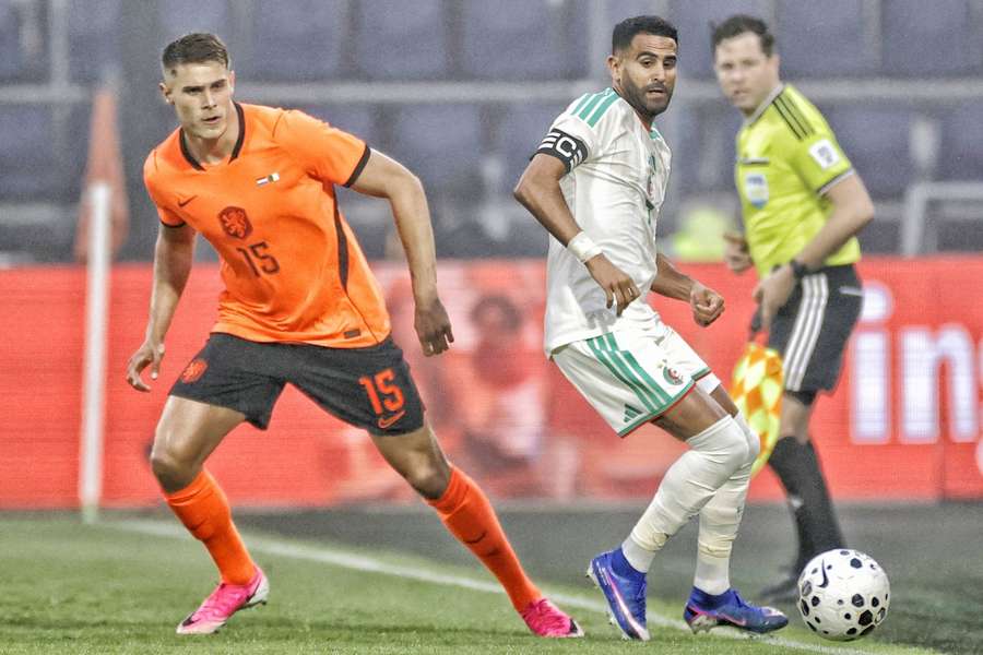 Olanda a fost învinsă pe teren propriu de Algeria, scor 0-1, într-un meci amical disputat înaintea Cupei Mondiale