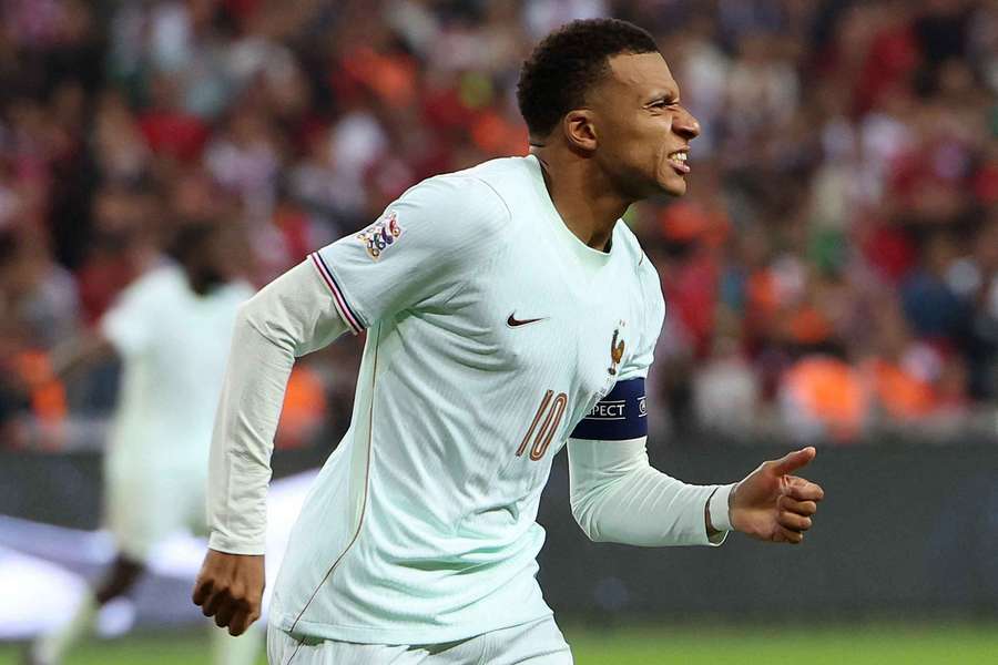 Mbappé, ante Turquía