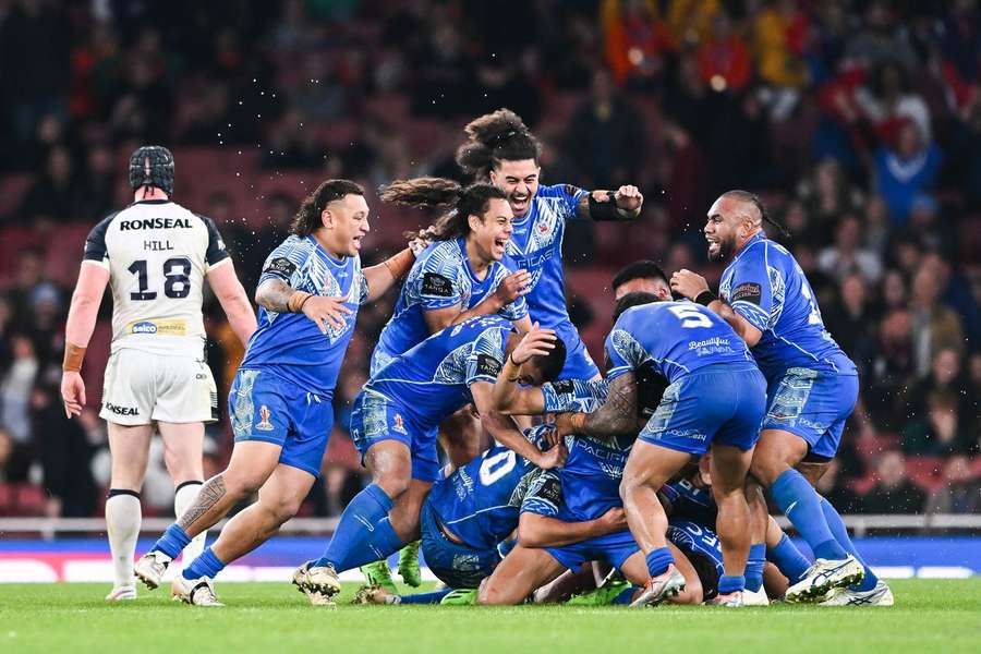 Samoa trece de Anglia și se califică în premieră în finala Cupei Mondiale de rugby