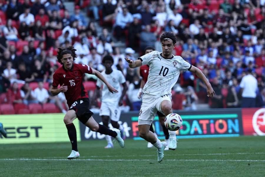 A Seleção de sub-17 vai jogar no Mundial A Seleção de sub-17 vai jogar no Mundial