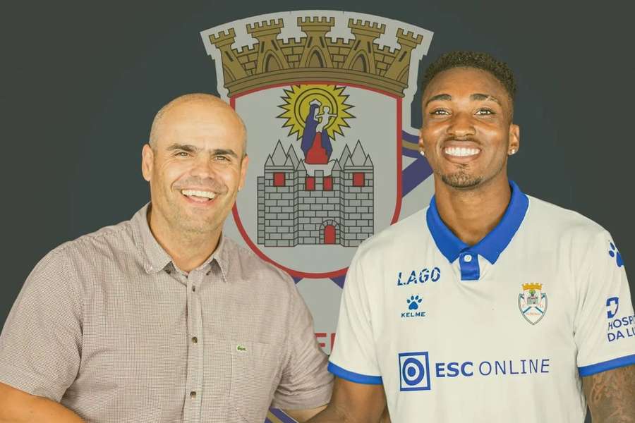 Jordan Saint-Louis oficializado pelo Feirense